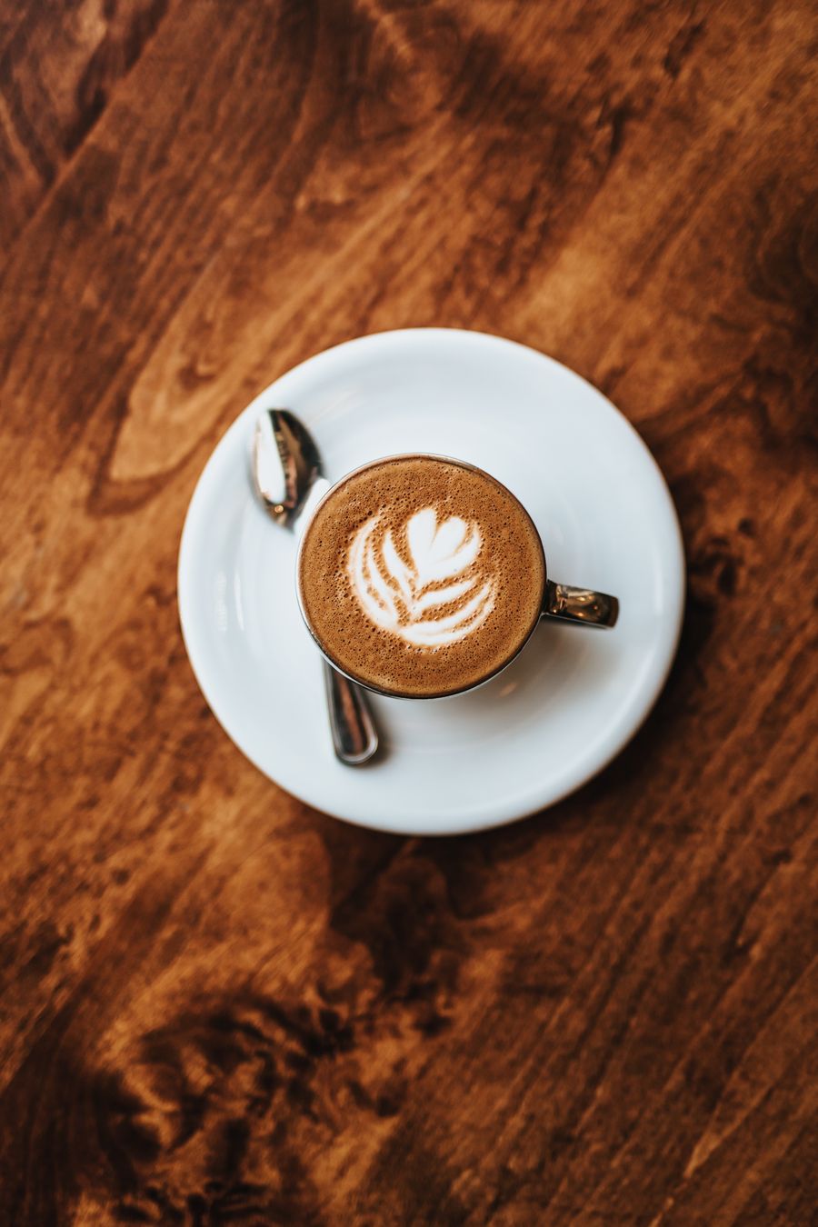 Ilustracja cappuccino z mleczną pianką